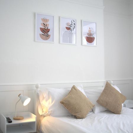 Central Wave Brighton Bagian luar foto