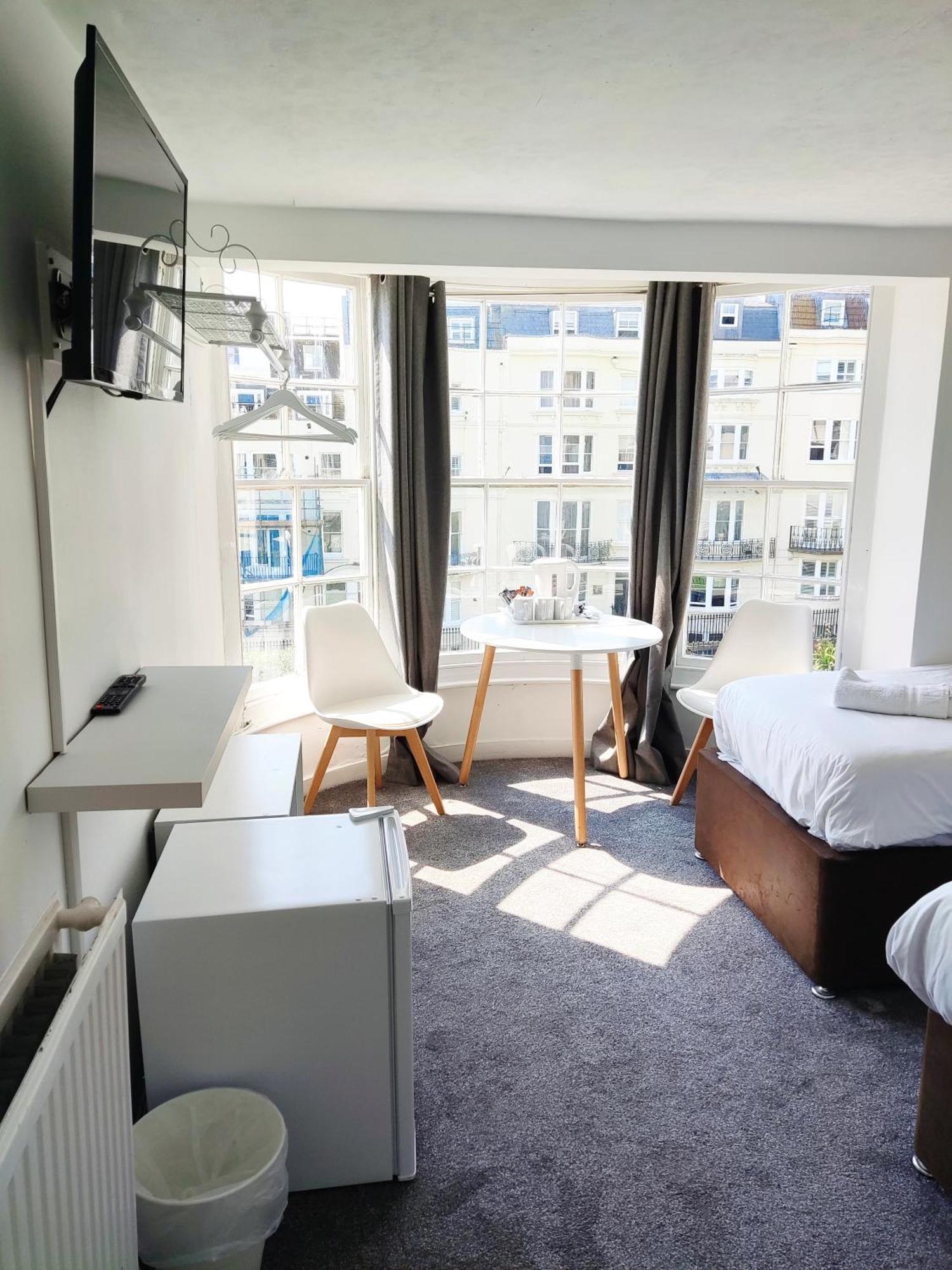 Central Wave Brighton Bagian luar foto