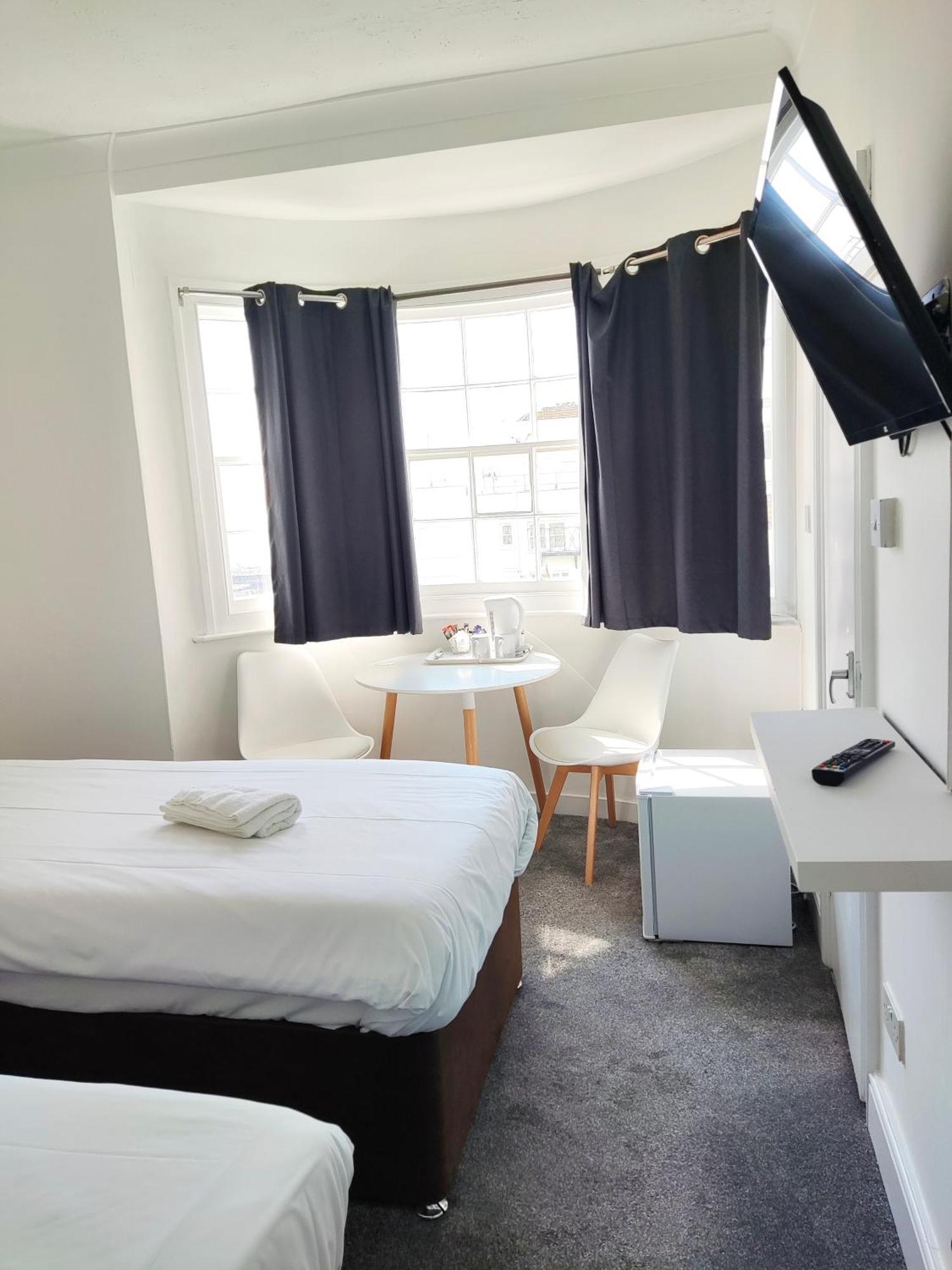 Central Wave Brighton Bagian luar foto