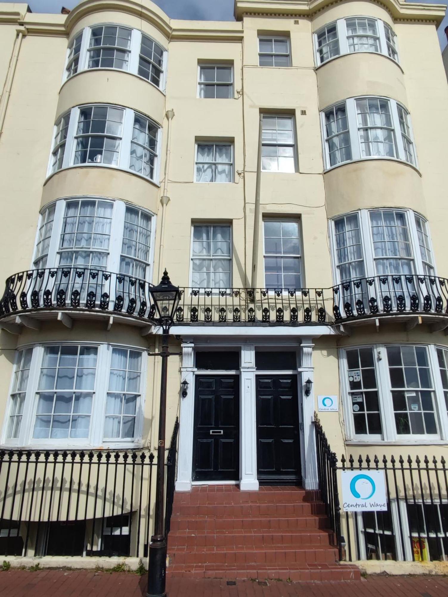 Central Wave Brighton Bagian luar foto