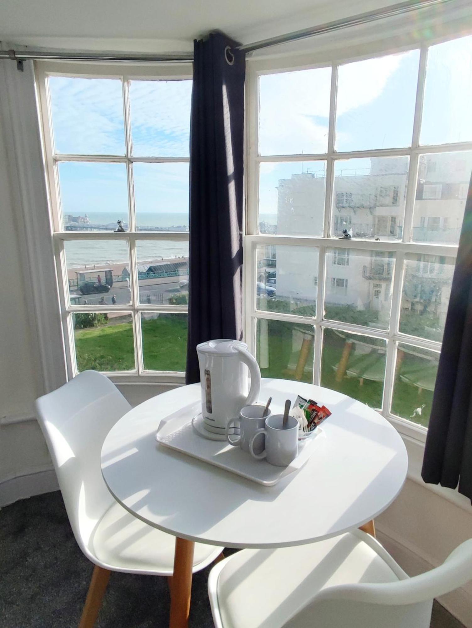 Central Wave Brighton Bagian luar foto